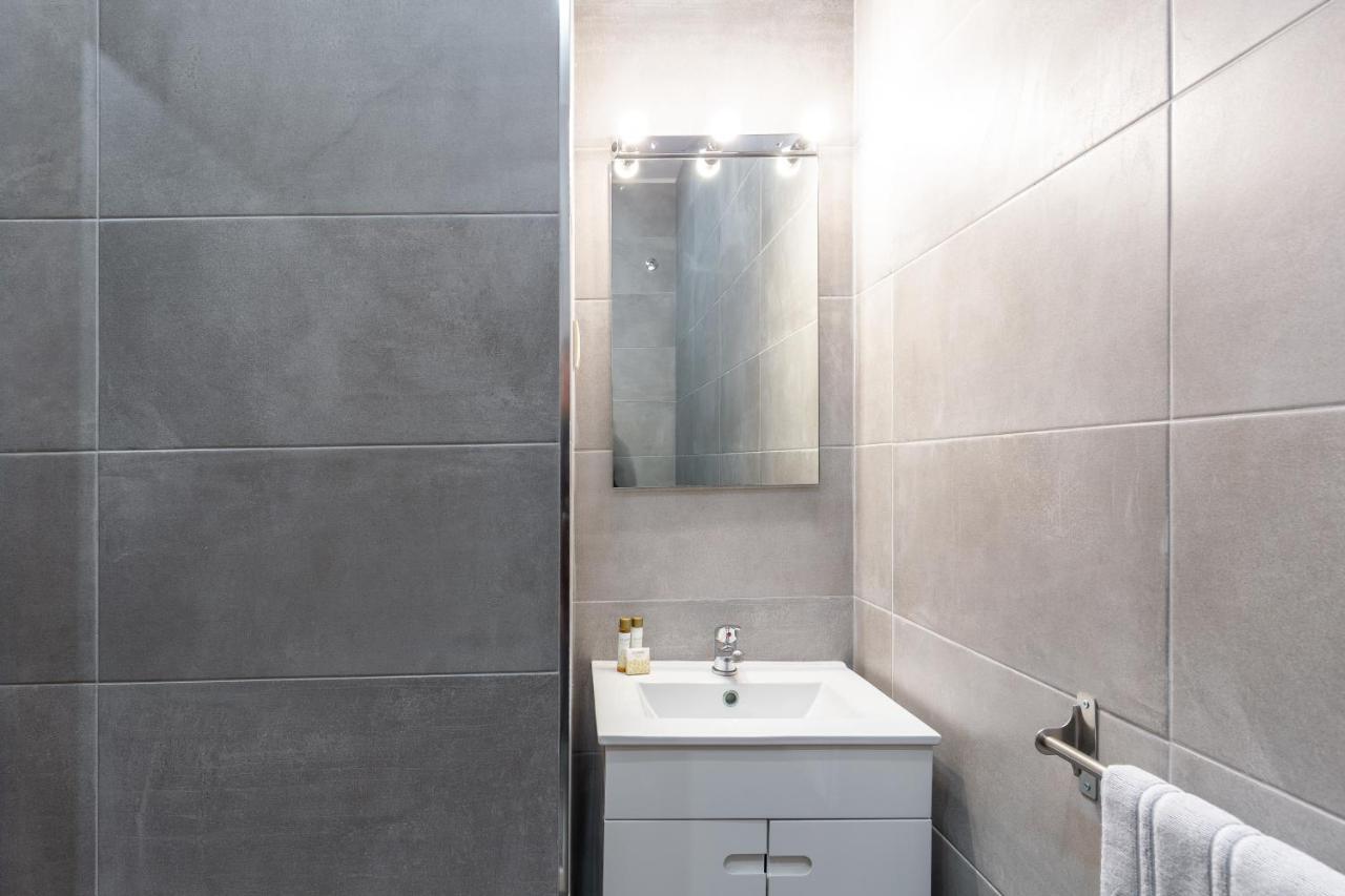 Yellow Tiles By Pcale Porto Exterior photo